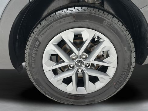 Used 2023 Kia Telluride LX AWD/4WD image 8