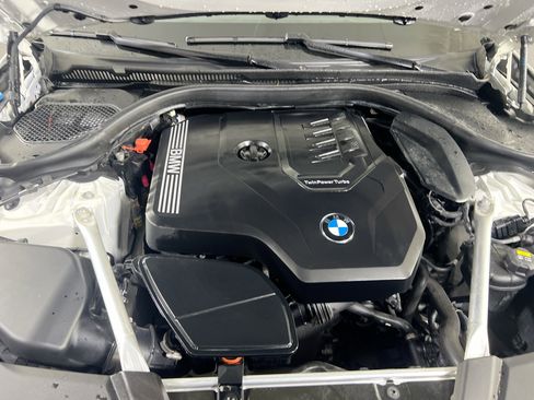 Used 2020 BMW 530i xDrive image 29