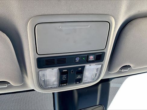 Used 2018 Honda Odyssey Elite image 33