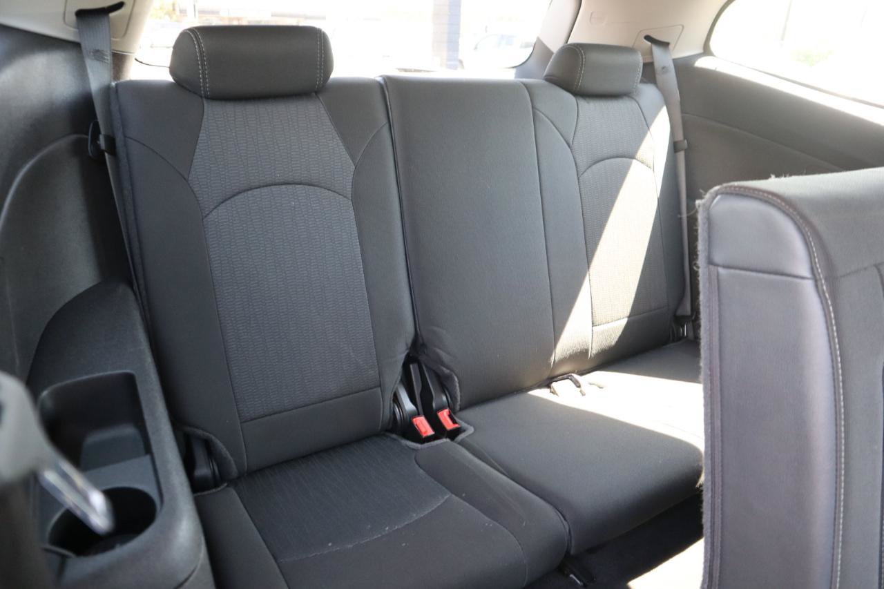 Used 2014 Chevrolet Traverse LT FWD image 14