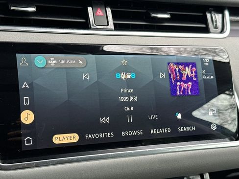 Used 2023 Land Rover Range Rover Evoque SE image 24