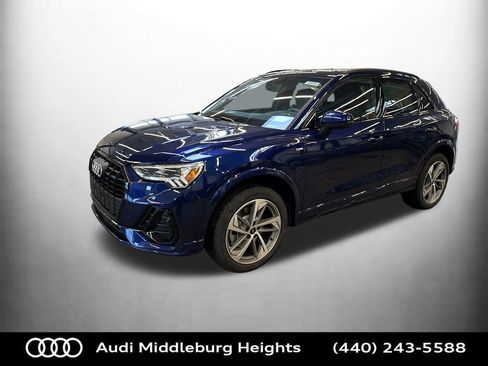 New 2025 Audi Q3 2.0T Premium image 2