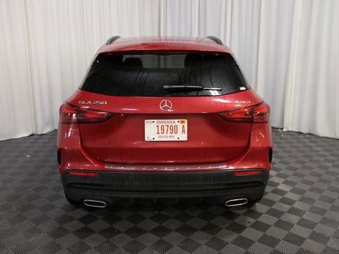 Used 2025 Mercedes-Benz GLA 250 4MATIC image 5