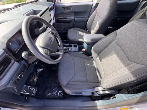 Used 2025 Ford Maverick XLT w/ Black Appearance Package image 17