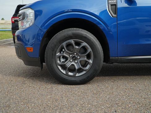 Used 2024 Ford Maverick XLT image 12