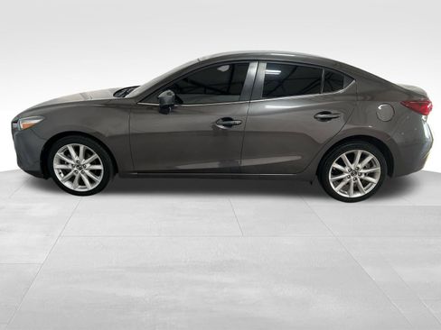 Used 2017 MAZDA MAZDA3 Touring image 5