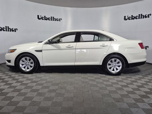 Used 2011 Ford Taurus SE FWD image 4