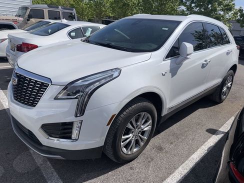 Used 2020 Cadillac XT5 Premium Luxury FWD image 1