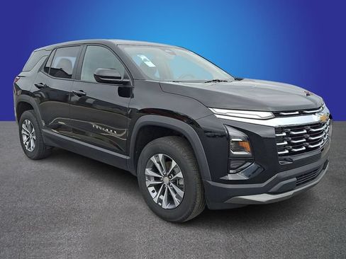 Used 2025 Chevrolet Equinox LT FWD image 3