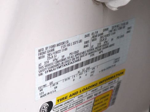 Used 2019 Ford Expedition Platinum image 41