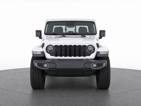 Used 2025 Jeep Gladiator Sport AWD/4WD image 6
