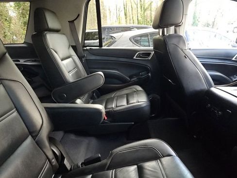 Used 2019 GMC Yukon Denali w/ Denali Ultimate Package image 9