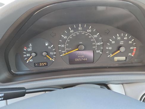 Used 2000 Mercedes-Benz CLK 320 Cabriolet image 15