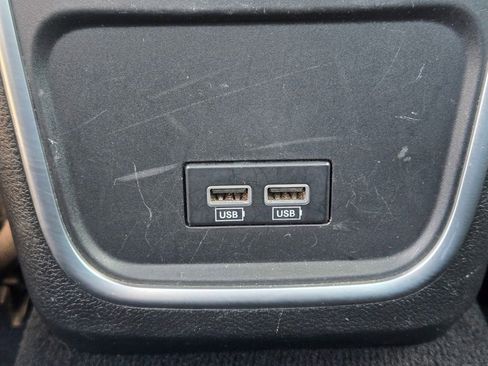 Used 2022 Dodge Charger SXT image 22