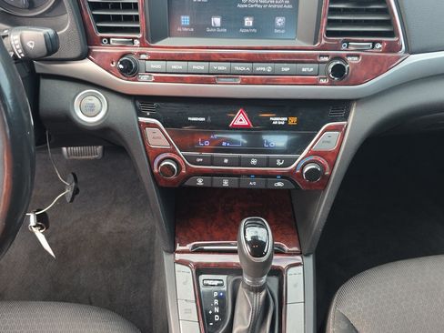 Used 2018 Hyundai Elantra Value Edition w/ Cargo Package FWD image 16