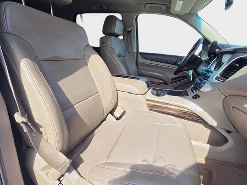 Used 2015 GMC Yukon SLT w/ HD Trailering Package RWD image 13