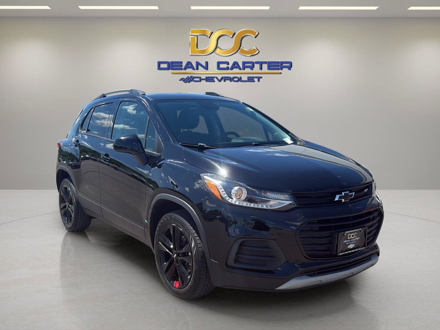 Used 2022 Chevrolet Trax LT w/ Redline Edition AWD/4WD image 7