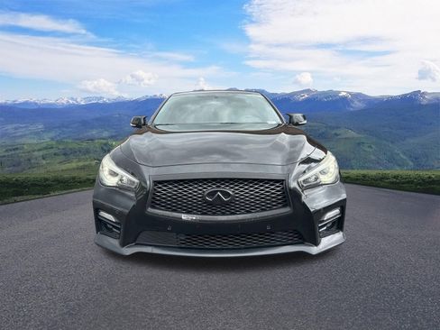 Used 2017 INFINITI Q50 Red Sport 400 AWD/4WD image 9
