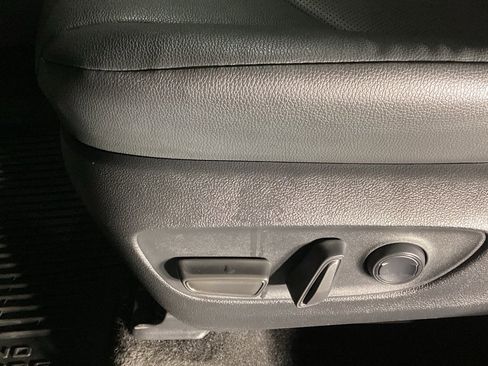 Used 2024 Toyota Grand Highlander XLE image 21