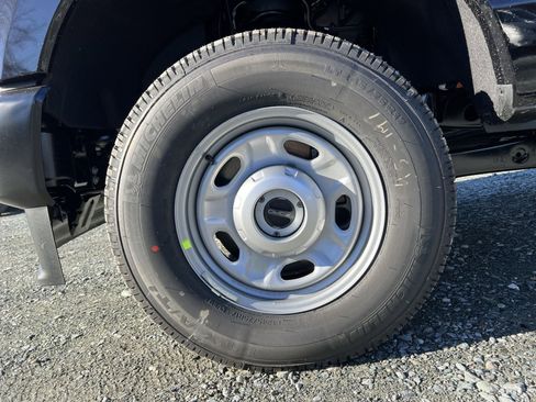 New 2026 Ford F250 XL w/ FX4 Off-Road Package image 12