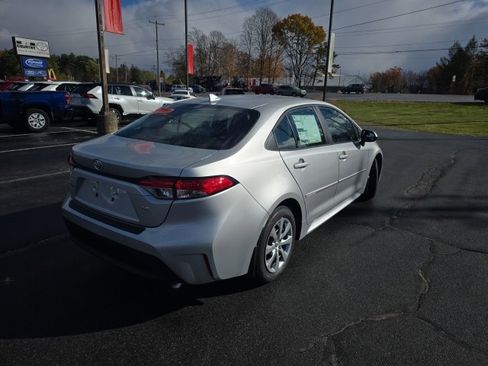 New 2026 Toyota Corolla LE image 3