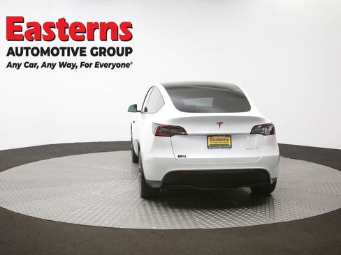 Used 2020 Tesla Model Y Long Range image 32