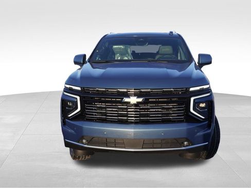 New 2026 Chevrolet Suburban High Country AWD/4WD image 8