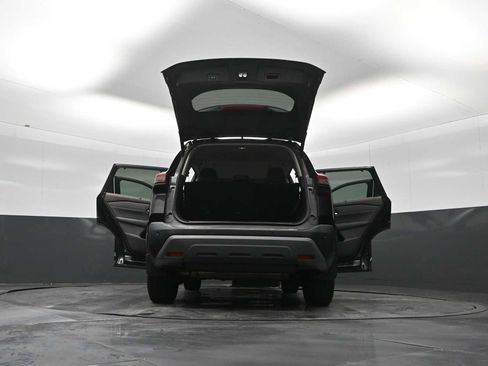 Used 2023 Nissan Rogue SV w/ SV Premium Package AWD/4WD image 39