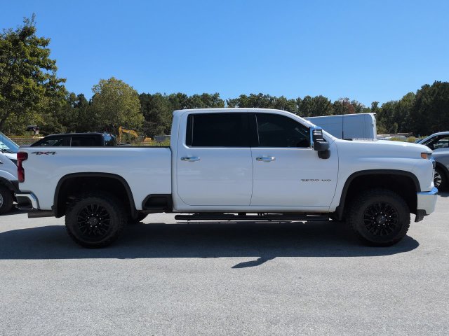 Used 2020 Chevrolet Silverado 2500 LTZ AWD/4WD image 3
