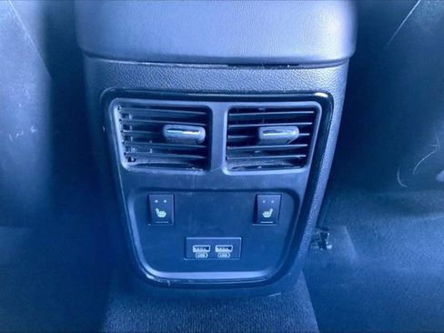 Used 2022 Dodge Charger R/T w/ Plus Group image 25