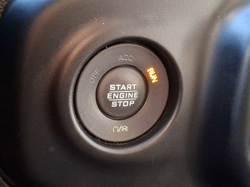 Used 2021 Jeep Wrangler Unlimited Sport image 22