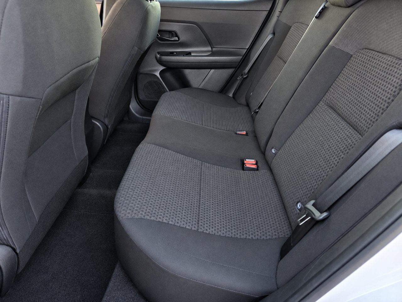 Used 2025 Nissan Kicks S FWD image 22