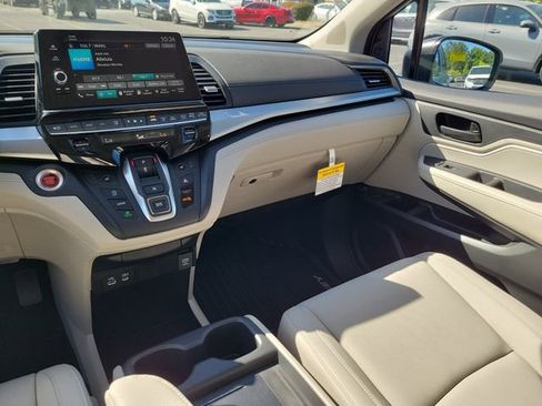 New 2026 Honda Odyssey EX-L image 12