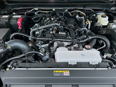 New 2025 Toyota Tacoma TRD Off-Road image 8