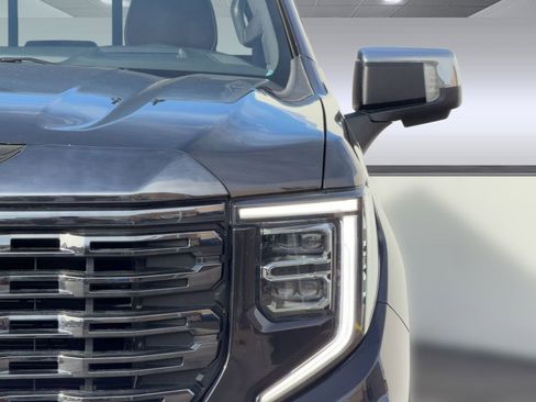 Used 2022 GMC Sierra 1500 Denali Ultimate image 8