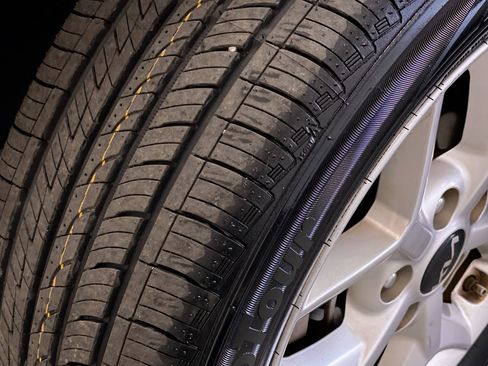 Certified 2023 Kia Soul LX w/ Option Group 015 image 13