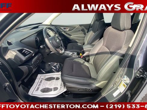 Used 2023 Subaru Forester Premium image 22