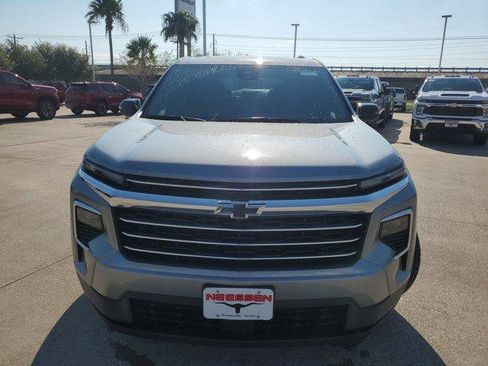 New 2026 Chevrolet Traverse LT w/ LPO, Floor Liner Package image 2