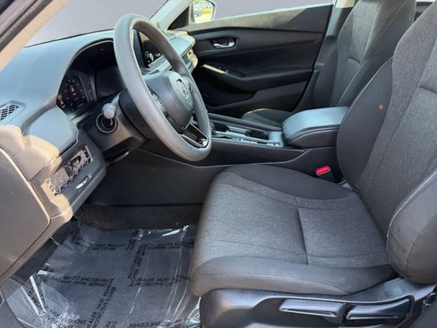 Used 2023 Honda Accord LX image 7