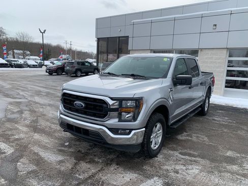 Used 2023 Ford F150 XLT image 2
