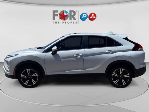 Used 2024 Mitsubishi Eclipse Cross SE AWD/4WD image 2