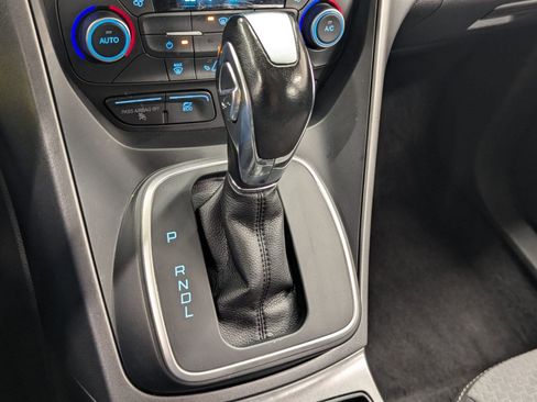 Used 2017 Ford C-MAX SE image 13