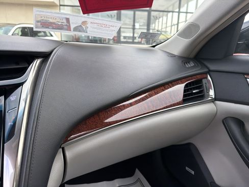 Used 2018 Cadillac CTS Sedan image 20