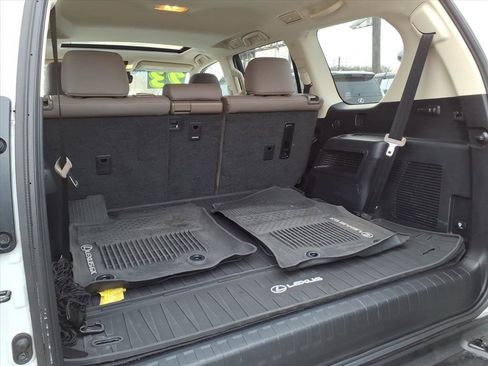 Used 2023 Lexus GX 460 Premium image 13