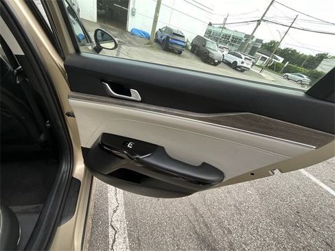 Used 2022 Kia K5 EX image 32