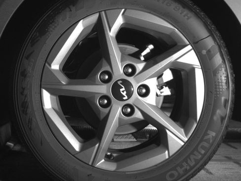 Used 2025 Kia K4 LXS image 14