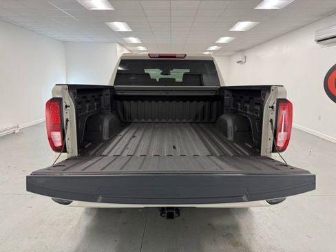 New 2026 GMC Sierra 1500 Pro w/ Graphite Edition AWD/4WD image 8