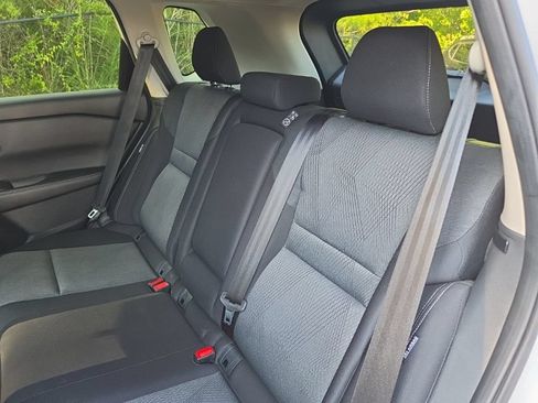 Certified 2025 Nissan Rogue SV FWD image 29