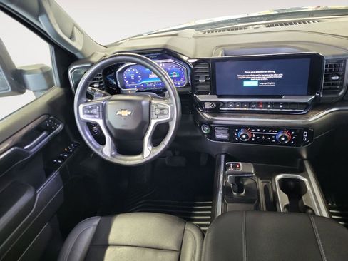 Used 2023 Chevrolet Silverado 1500 LTZ w/ LTZ Premium Package image 11