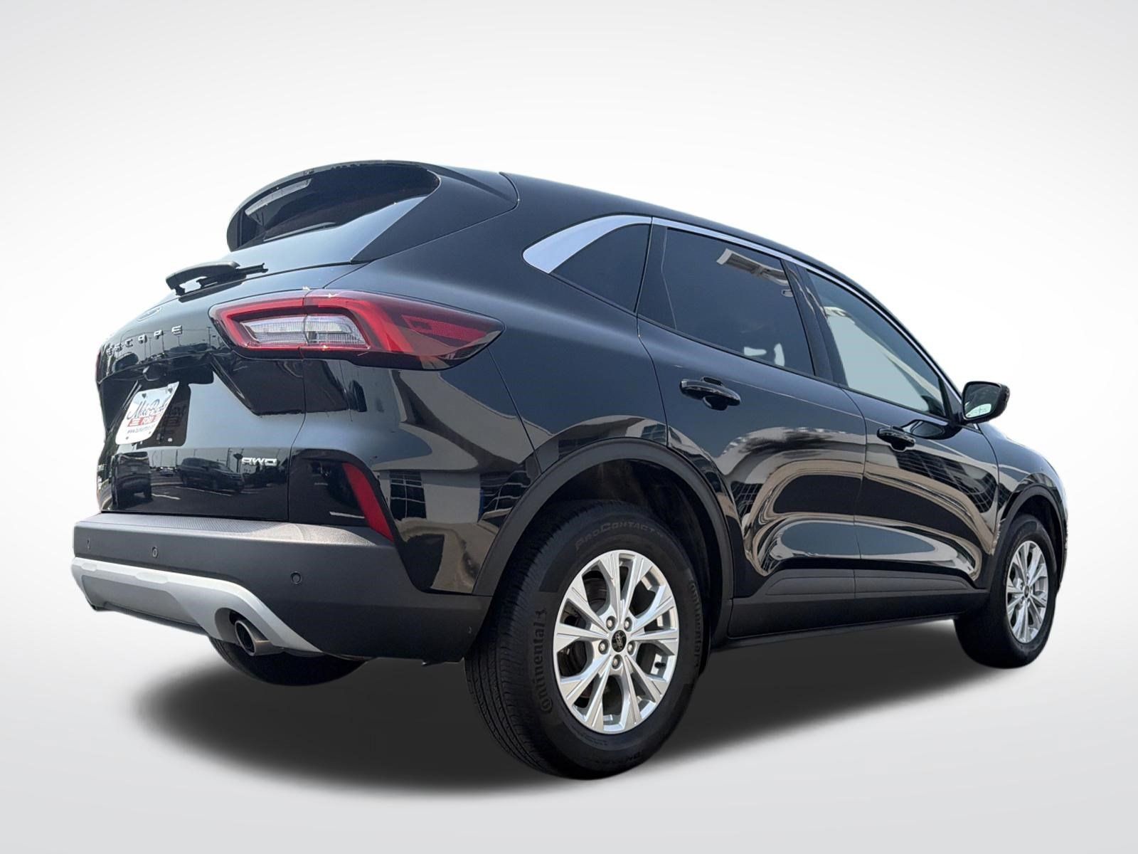 Used 2023 Ford Escape Active w/ Tech Pack #2 AWD/4WD image 9